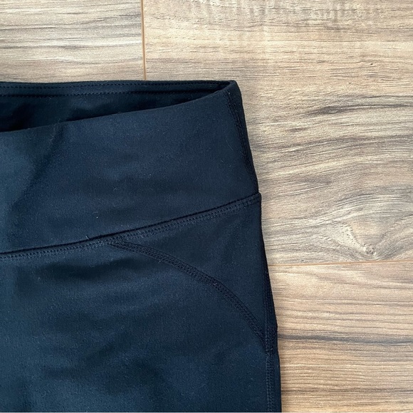 Fabletics Black Yoga Pants - Picture 2 of 7